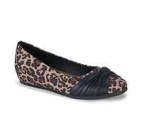 Women's Baretraps Chainey Flats