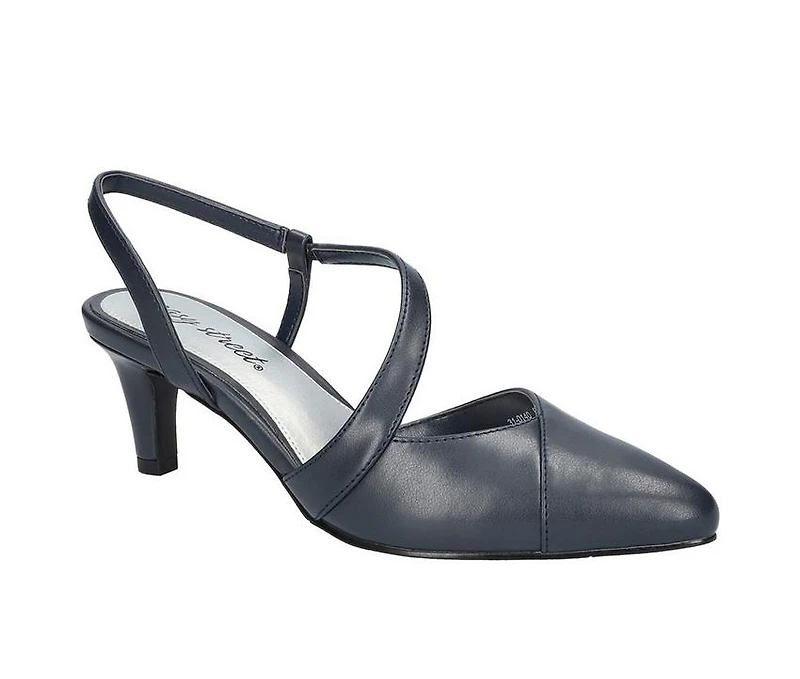 Women's Easy Street Emerald Pumps