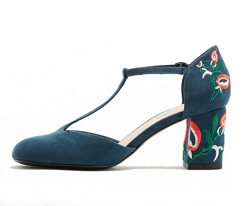 Women's Chelsea Crew Frenchie Pumps