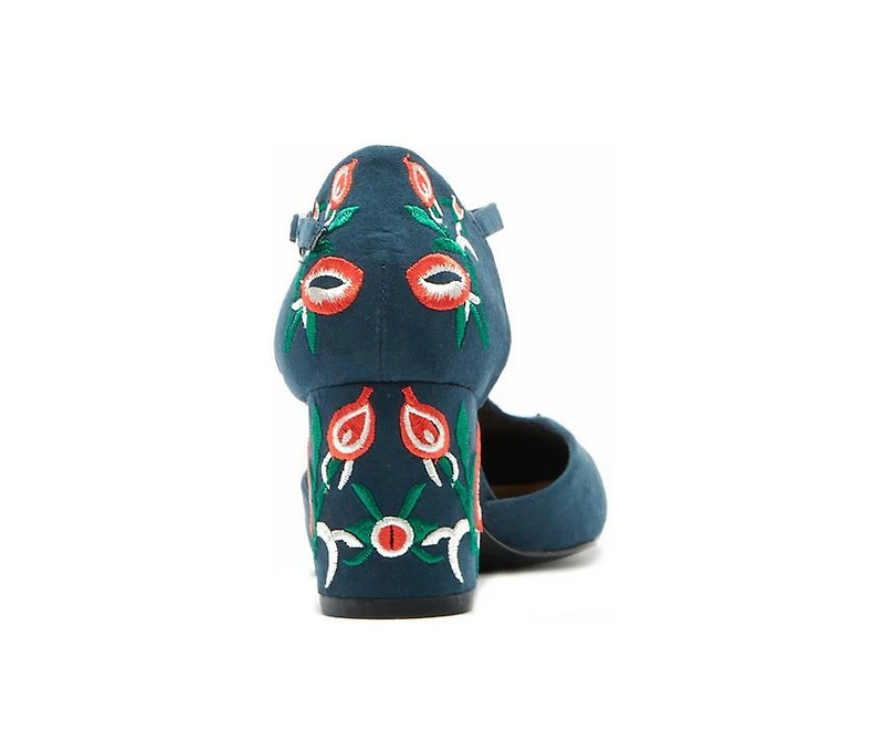 Women's Chelsea Crew Frenchie Pumps