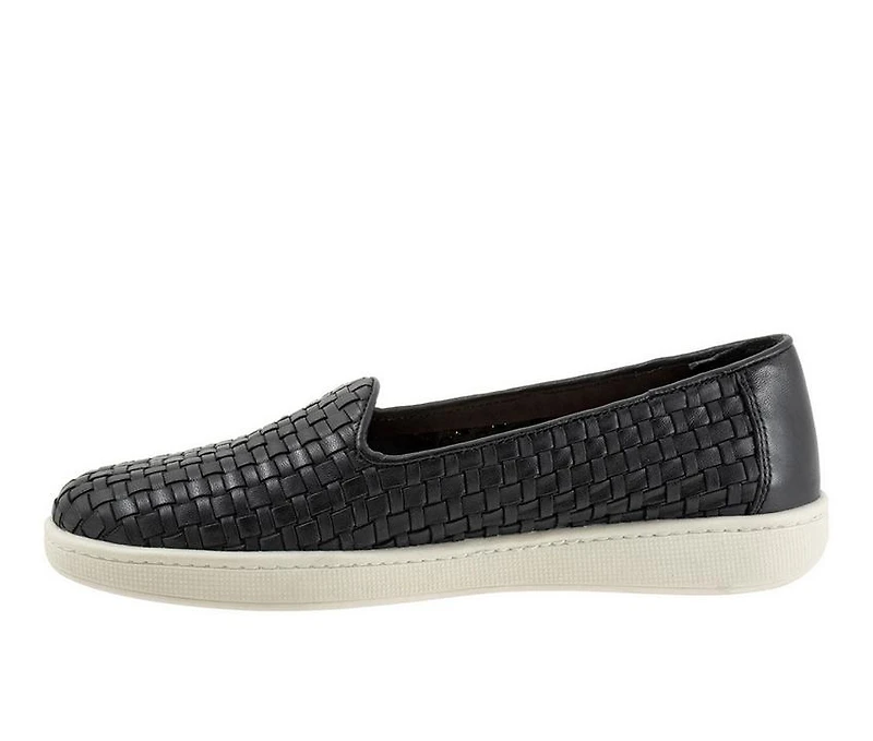 Women's Trotters Adelina Slip On Shoes