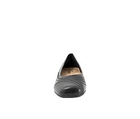 Women's Trotters Sasha Flats