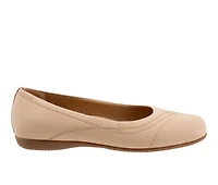 Women's Trotters Sasha Flats