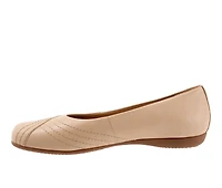 Women's Trotters Sasha Flats