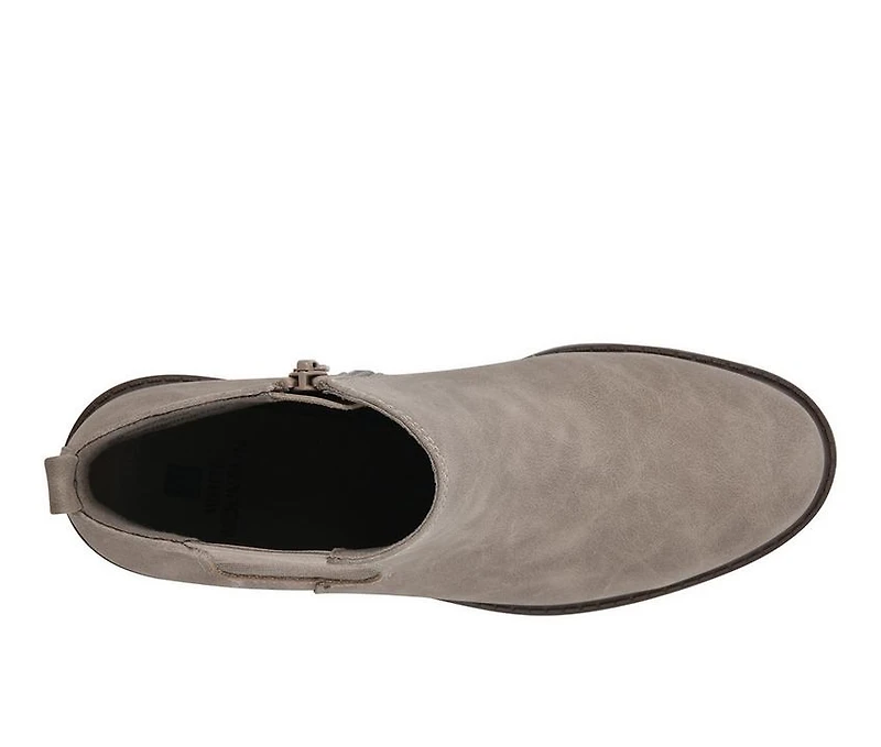 Women's White Mountain Caching Chelsea Booties