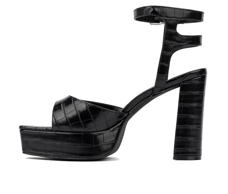 Women's Fashion to Figure Hilari Wide Width Dress Sandals