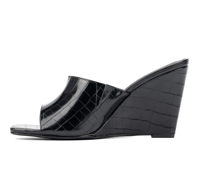 Women's Fashion to Figure Raina Wide Width Wedges