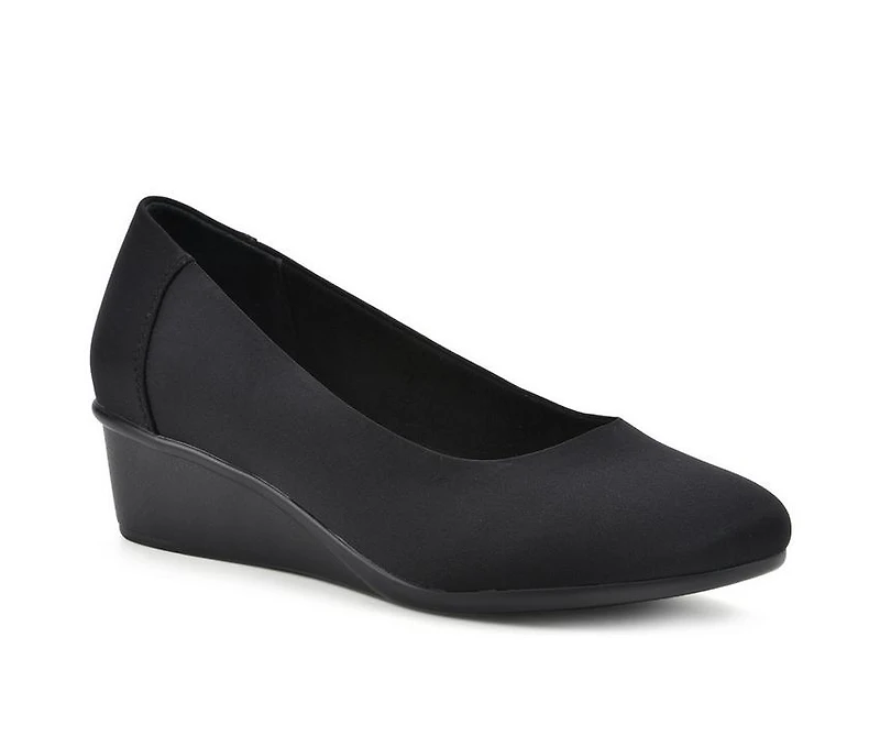 Women's Cliffs by White Mountain Boldness Wedge Pumps