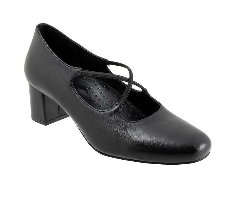 Women's Trotters Demi Pumps