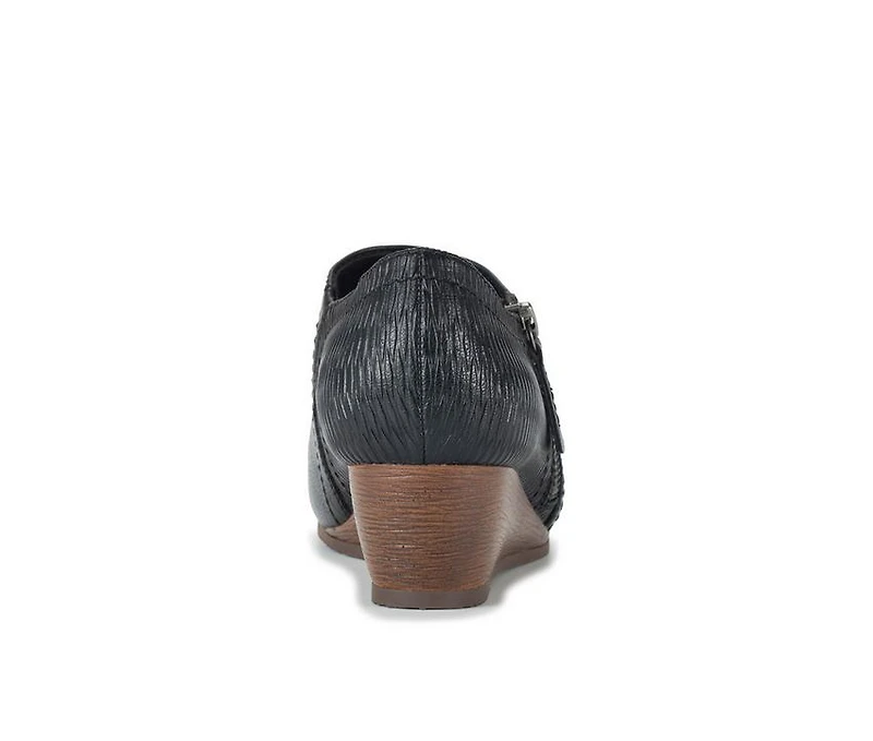 Women's Baretraps Louise Wedge Booties
