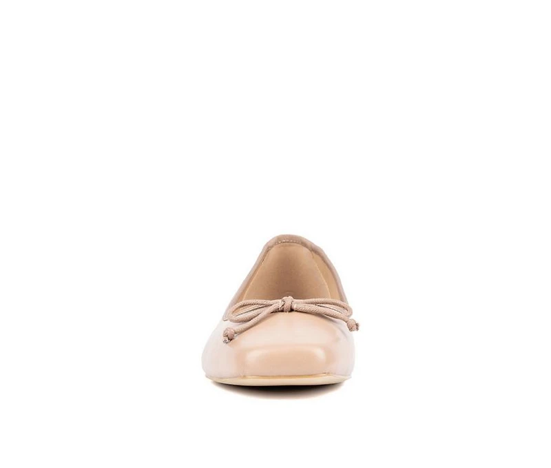 Women's Fashion to Figure Fawn Ballet Wide Width Flats