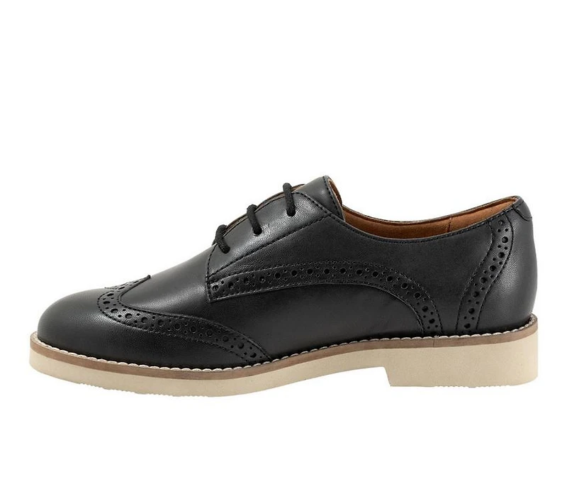 Women's Softwalk Willet Oxfords