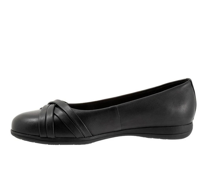 Women's Trotters Daphne Flats