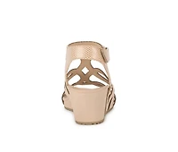 Women's Baretraps Raeanne Wedge Sandals