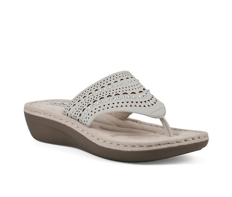 Women's Cliffs by White Mountain Comate Wedge Flip-Flops