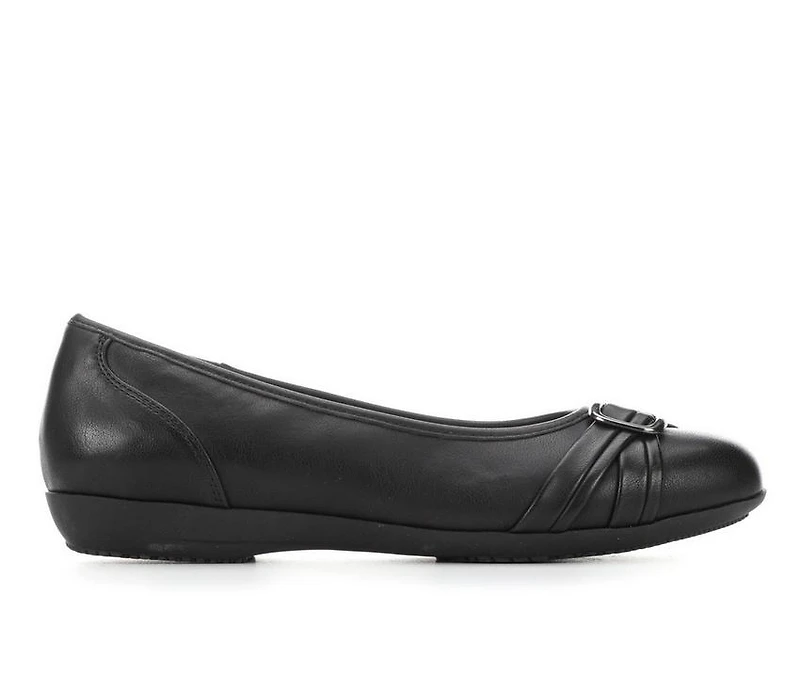 Women's Cliffs by White Mountain Calming Flats