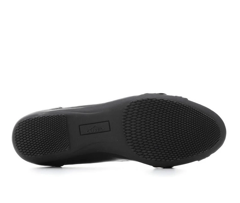 Women's Cliffs by White Mountain Calming Flats