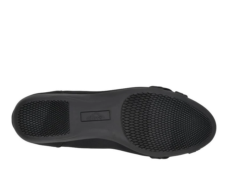 Women's Cliffs by White Mountain Calming Flats