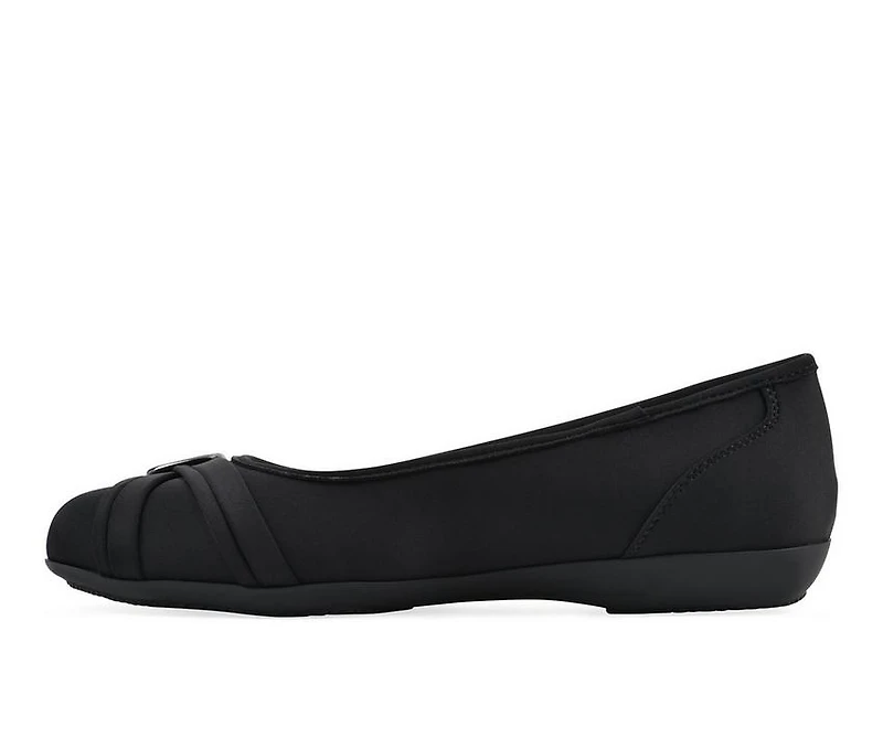 Women's Cliffs by White Mountain Calming Flats