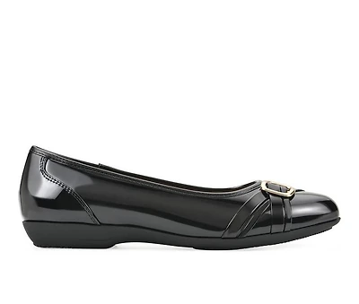 Women's Cliffs by White Mountain Calming Flats