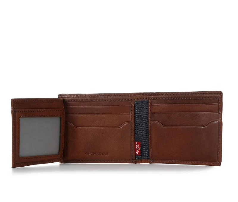 Levi's Accessories Leather RFID Moore Traveler Wallet