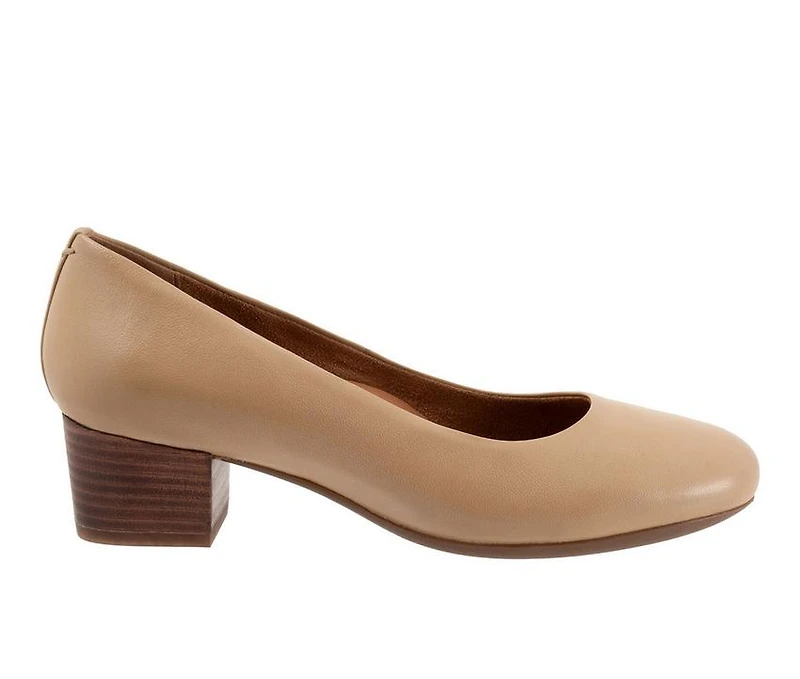 Women's Softwalk Lynn Pumps