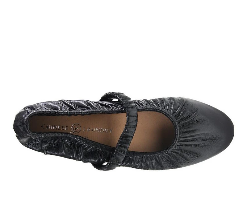 Women's Chinese Laundry Avery Flats