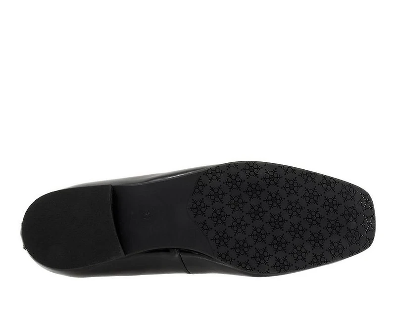 Women's Bueno Elizabeth Flats