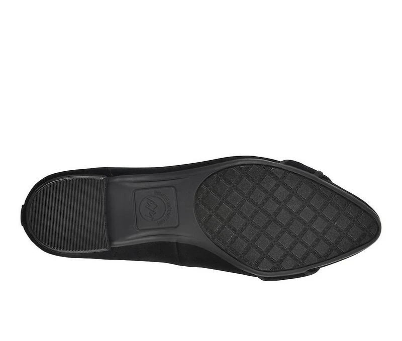 Women's White Mountain Bordeaux Pumps