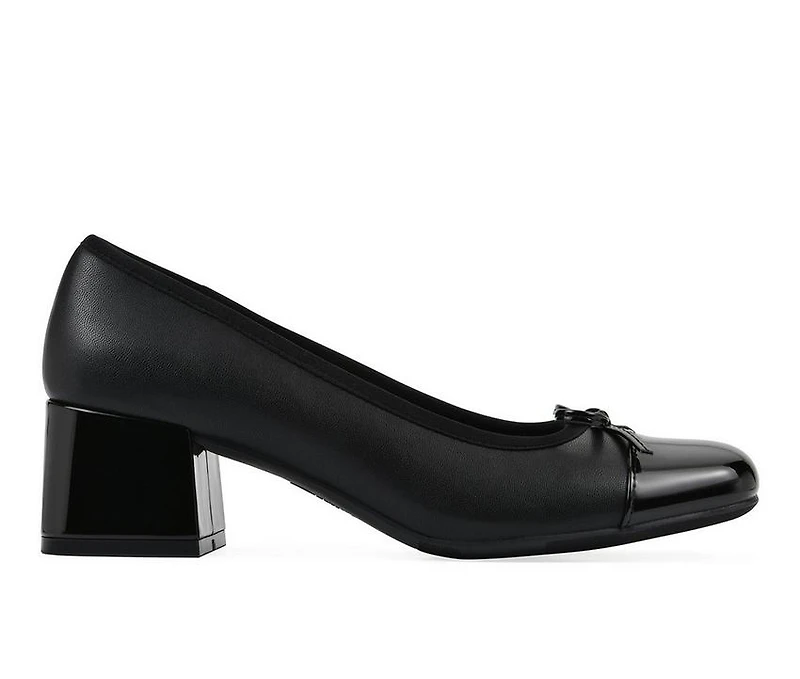 Women's White Mountain Lately Pumps