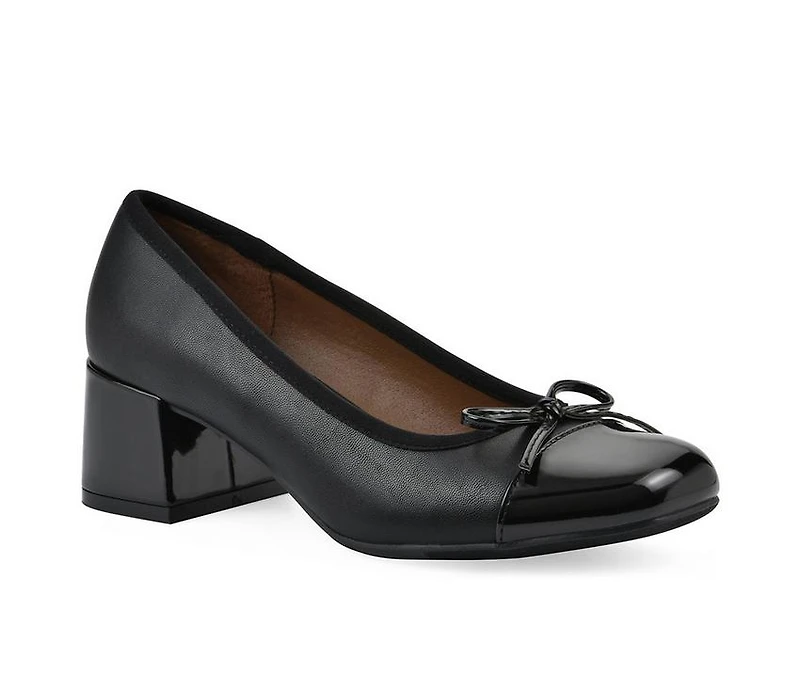 Women's White Mountain Lately Pumps