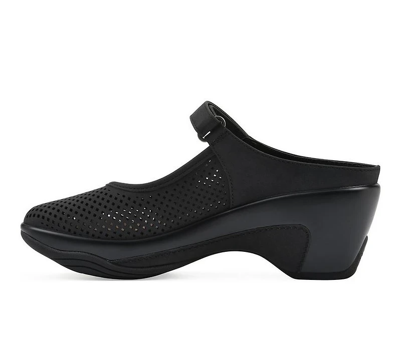 Women's White Mountain Vinto2 Clogs
