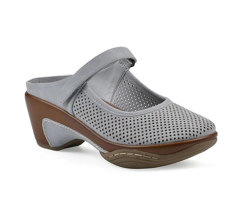 Women's White Mountain Vinto2 Clogs