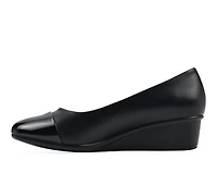 Women's Cliffs by White Mountain Bolivia Wedges