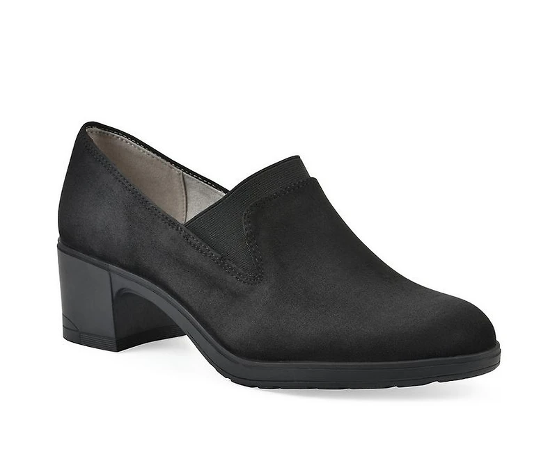 Women's Cliffs by White Mountain Hunton Shooties