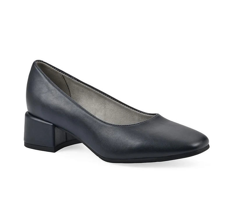 Women's Cliffs by White Mountain Quintesa Pumps