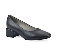 Women's Cliffs by White Mountain Quintesa Pumps