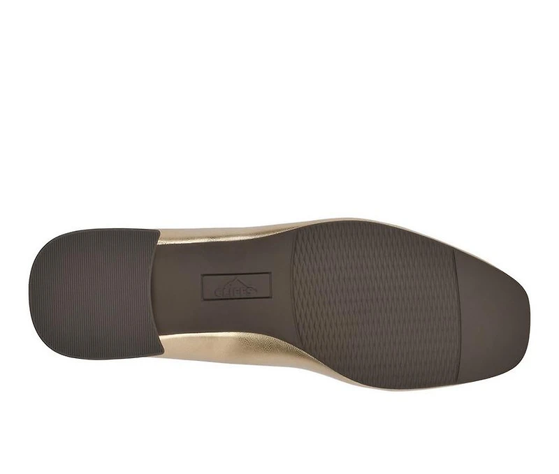 Women's Cliffs by White Mountain Quintesa Pumps