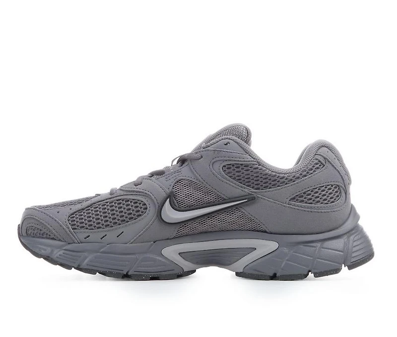 Men's Nike V5 RNR Sneakers