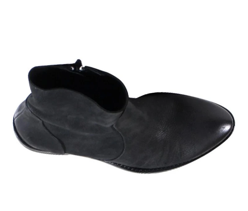 Women's DIBA TRUE Majes Tic Booties