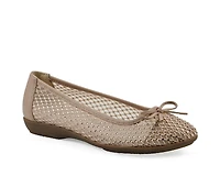Women's Cliffs by White Mountain Carlicia Flats