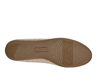 Women's Cliffs by White Mountain Carlicia Flats