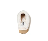 Women's Minnetonka Reindeer Scuff Slippers