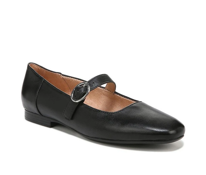 Women's Naturalizer Kelly Flats