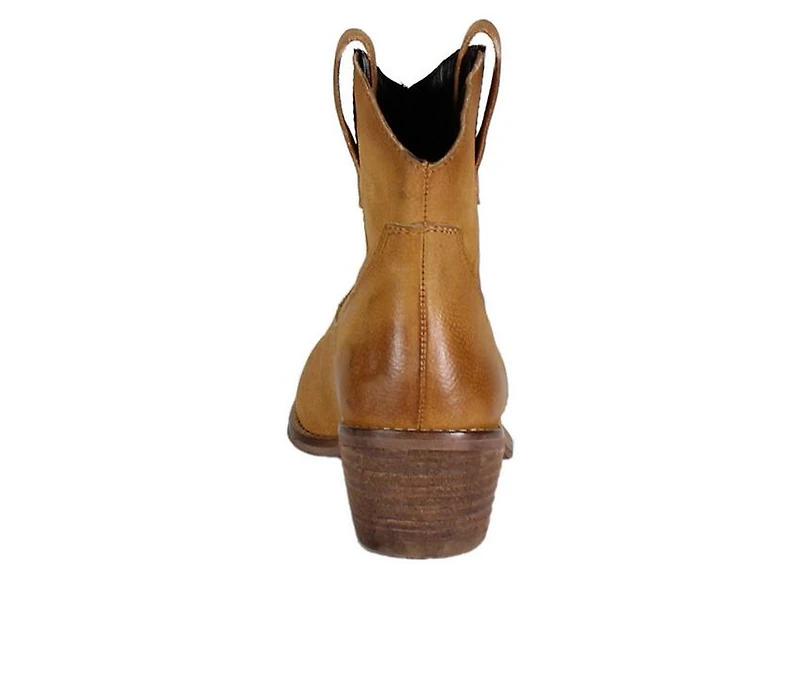Women's DIBA TRUE Outta Town Western Boots