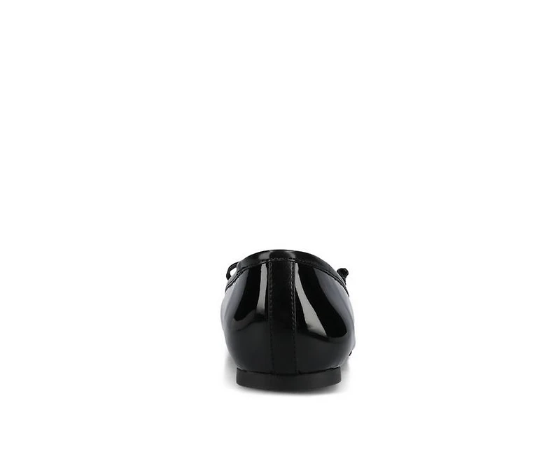 Women's Journee Collection Kaiah Flats