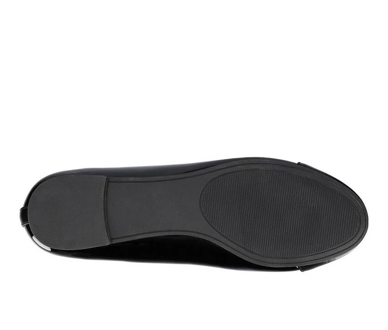 Women's Journee Collection Kaiah Flats
