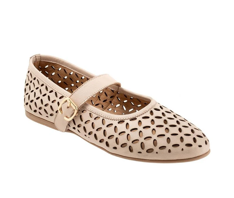 Women's Bueno Kehlani Flats