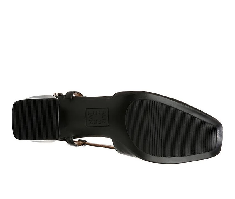 Women's Naturalizer Helena Pumps