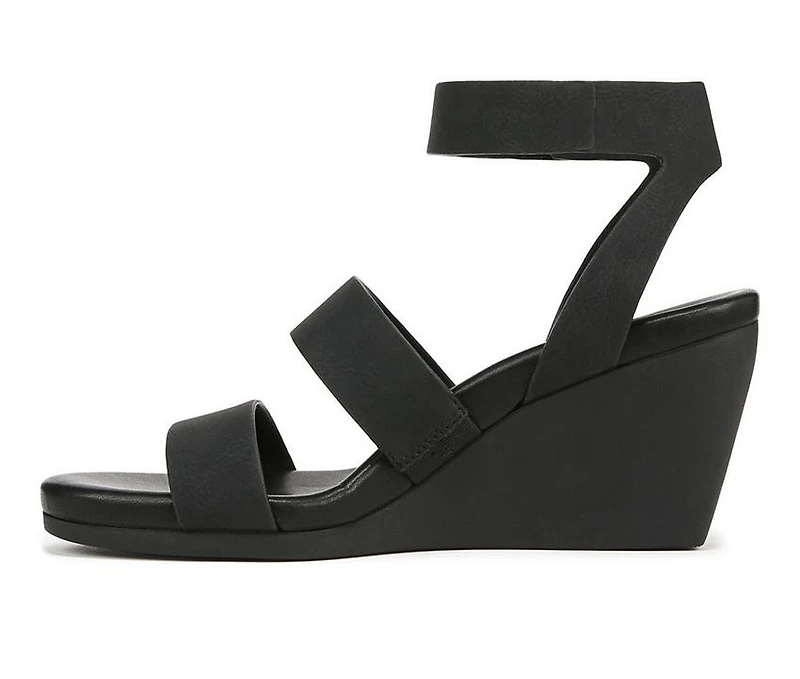 Women's Naturalizer Priya Wedges